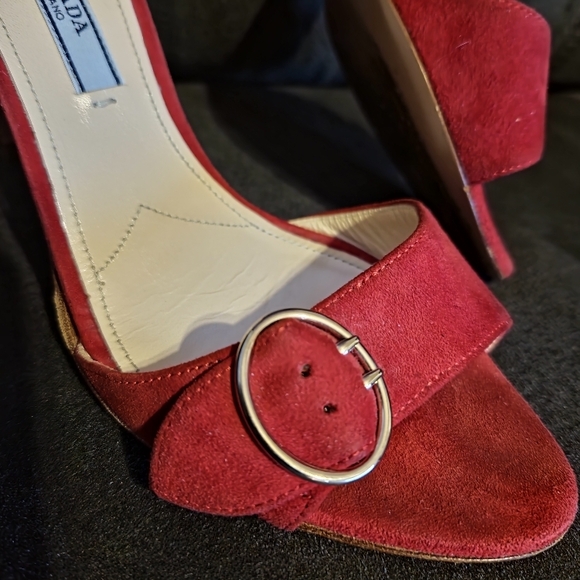 PRADA Red Suede Ankle Strap Sandals Sz 36.5 (6) - Picture 5 of 16